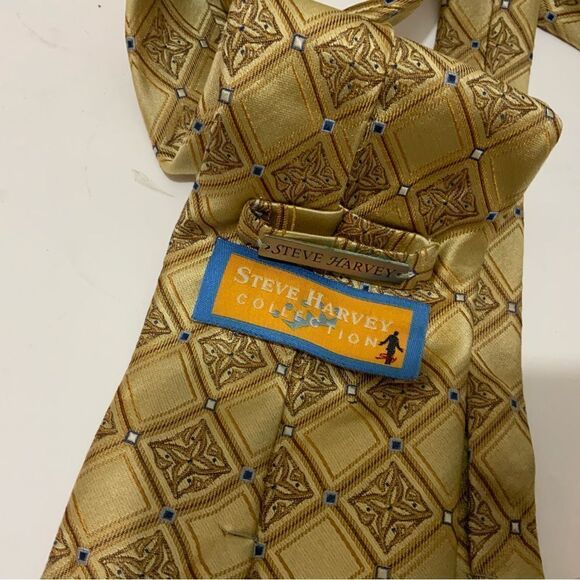 Steve Harvey Collection Silk Tie - Picture 5 of 7